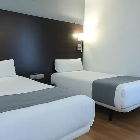 Vtz Plaza Espana Отель