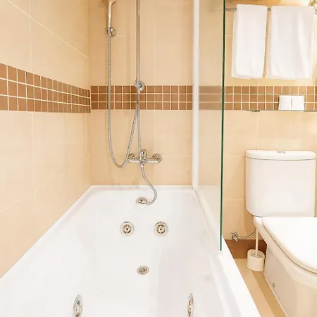 Отель Vtz Plaza Espana Сарагоса